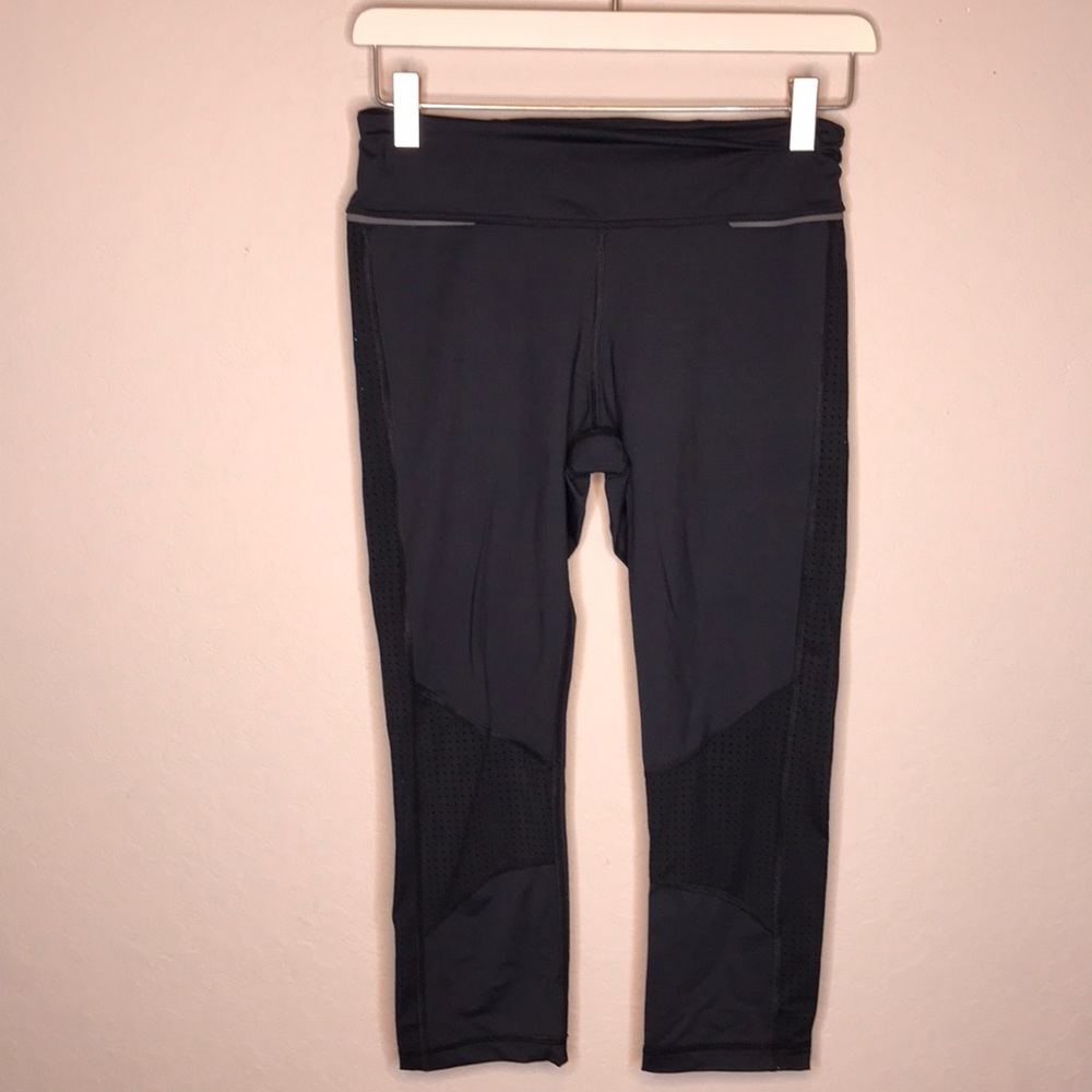 Alala Athletic Capri pants